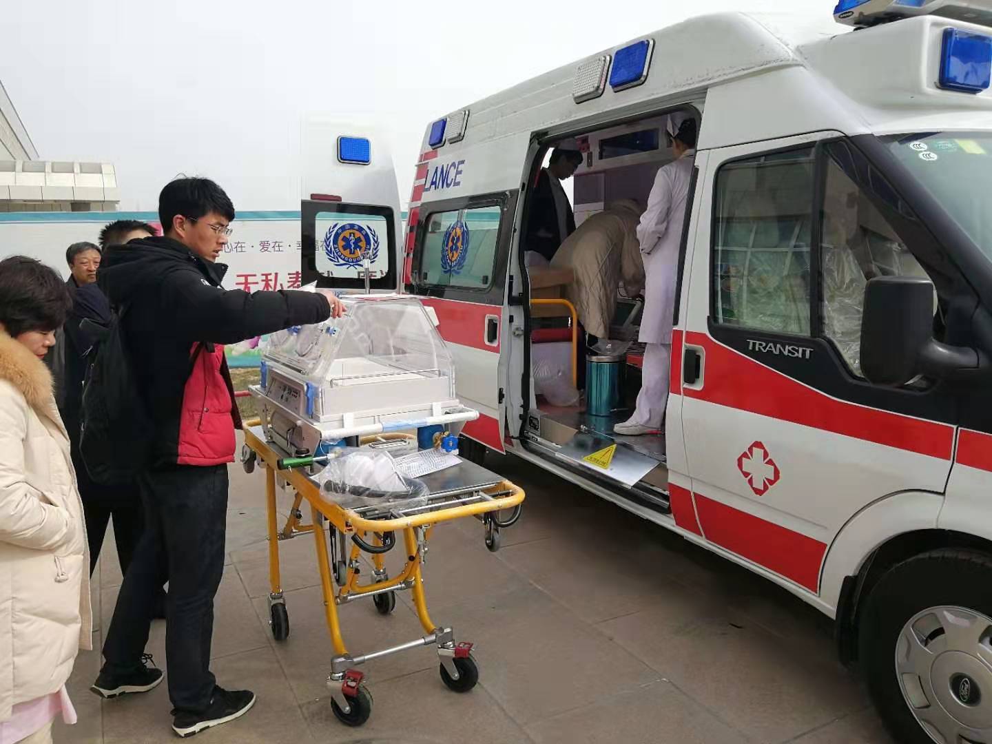 荔湾区救护车转院